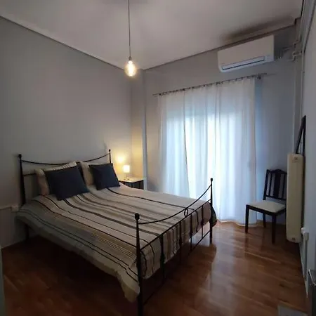 Volos Center, St Nicholas Square, Xenios Extérieur photo